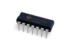 Texas Instruments Quad Differential Analog Comparator IC